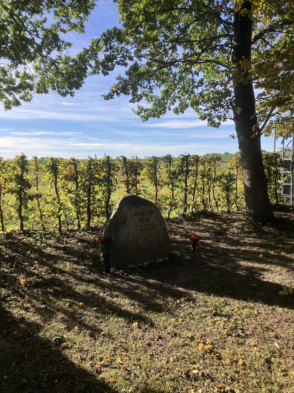 Grabstätte auf dem Gut Friedhof, Landschaftspark Rosengarten
